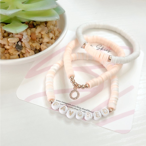 Light Peach and White Heishi Favored Bracelet Stack - Picture 6 of 6
